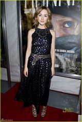 高清组图：《汉娜》纽约首映 西尔莎-罗南性感亮相