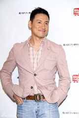 幻灯图：张学友发粤语专辑 笑言不敢做庾澄庆红娘 