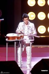 幻灯图集：周杰伦台北演唱会 蔡依林登台贴身热舞