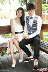 组图：胡夏和人妻宋纪妍跳舞 称电力太强