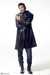 组图：王千源老男孩硬朗风格写真曝光