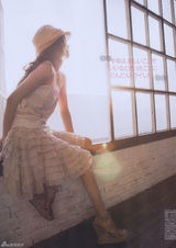 组图：辣妈安室奈美惠登封面 百变造型少女清纯