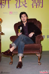 组图：陈柏霖挺身护花 斥责女友私密照披露者