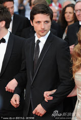 幻灯图集：《蒙彼利埃公主》首映 名模爱娃性感亮相