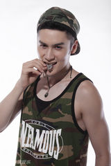 组图：快乐男声10强选手单人写真照合集