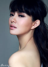 组图：居文沛写真黑白颠覆 青春靓丽魅影诱惑