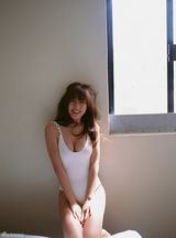 高清组图：日本女星杉本有美性感比基尼写真