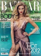 组图：罗茜-汉丁顿-惠特莉穿性感泳装登杂志封面