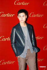 高清组图：刘嘉玲阮经天张智霖出席名店开幕派对