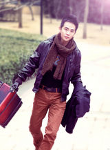 组图：《后宫甄嬛传》“温太医”张晓龙时尚写真