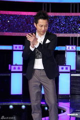 组图：庾澄庆新节目改当红娘 与隋棠被凑对显尴尬