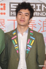 组图：苏打绿三度参加春浪 百无禁忌吓傻杨宗纬