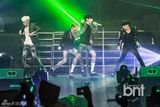 组图：SHINee与EXO-K等K-POP演唱会秀炫舞