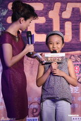 张靓颖献声《无价之宝》 王晶曝谢霆锋从未探班(图)