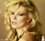 高清组图：超模凯特-莫斯登《Vogue》电眼迷离