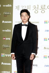 组图：第32届韩国青龙电影奖颁奖典礼群星闪耀