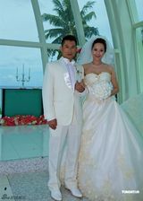 组图：郭羡妮婚纱照曝光 嫁武指朱少杰期待造人