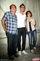 组图：郑元畅初执导演筒 自嘲属神经质型