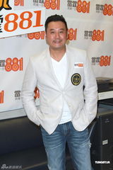 组图：陈志云否认力挺古巨基 傅颖出书不惧邓丽欣