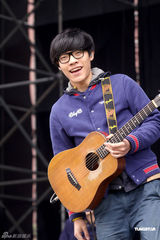 组图：简单生活节台北开唱 张震岳陈绮贞等轮番上阵