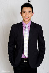 高清图：郑恺《杜拉拉升职记》阳光气质造型受宠