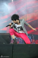 高清：青春洋溢中歌榜红五月 大风吹不散观众热情