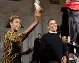 高清：明星万圣节造型曝光 “母老虎”蕾哈娜最雷人