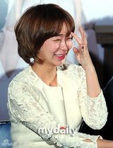 组图：沈伊英严秀晶等出席《珍贵的爱》首映