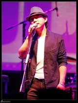 组图：赵照北京个唱落幕 创照系民谣新乐章