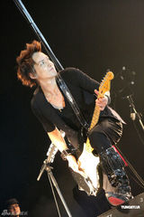 组图：日本乐队Luna Sea香港开唱 万人齐欢掀高潮