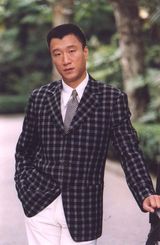 组图：张亮周杰伦金宇彬领衔娱乐圈“丑帅男”