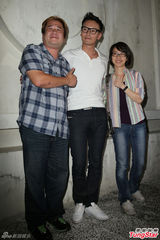 组图：郑元畅初执导演筒 自嘲属神经质型