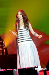 高清组图：陈绮贞个唱香港落幕 音乐精灵气质逼人