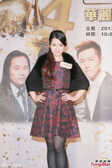 组图：苟芸慧服药治甲状腺 胡定欣暂无结婚计划