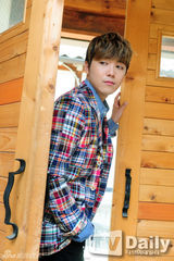 高清图：FT李洪基自曝常去夜店 新片吻戏被删