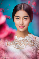 组图：新版阿珂贾青写真诠释清纯美感