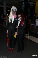 组图：Gaga个唱粉丝经典造型助阵  陈浩民夫妇捧场