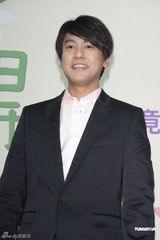 组图：朱孝天不知林熙蕾要结婚 称两人还是朋友