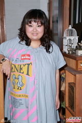 组图：黄宗泽岑丽香合照显尴尬 对绯闻做足准备