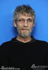 高清：《都灵之马》发布会 导演贝拉-塔尔眼神犀利