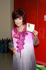 幻灯集：张可颐等出席新剧造型会 米雪大肚抢镜