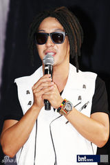 组图：SKULL&HAHA举行新专辑发布会