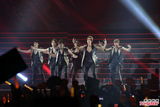 组图：韩国男团神话香港开唱 打造视听盛宴