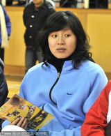 幻灯图：姚明爱妻叶莉将生小虎仔 回顾恩爱瞬间   