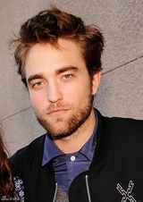 组图：暮光铁三角休闲亮相青少年选择奖