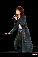 高清组图：黄子华“栋笃笑”演出众艺人现身捧场