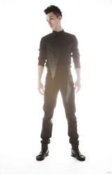 组图：乔任梁写真时尚宠儿雅痞范儿