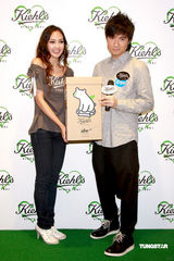 幻灯图：古巨基与众女星呼吁环保 被黄福荣感动