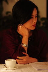 组图：邬君梅《女人帮》尽显时尚优雅风情