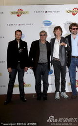 幻灯图集：《放逐的石头》亮相 滚石主唱贾格尔助阵